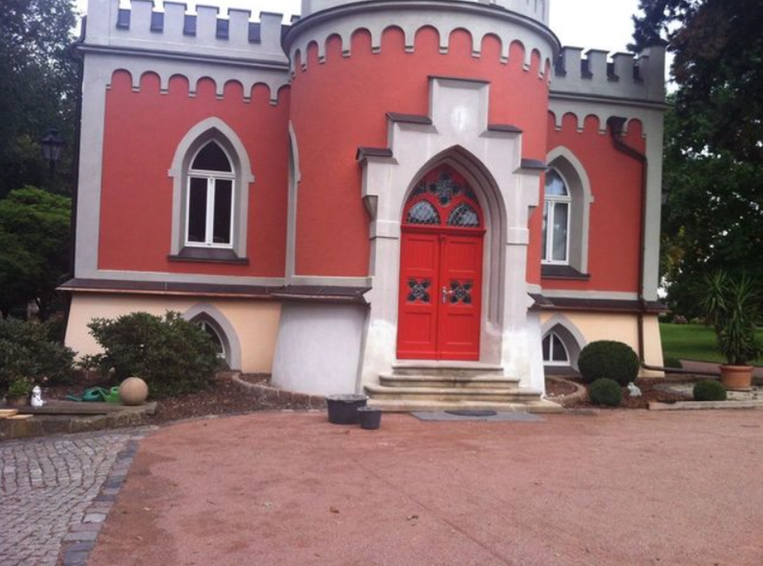 Beispiel Villa Eichburg von Genial Baustoffe und Zubehör