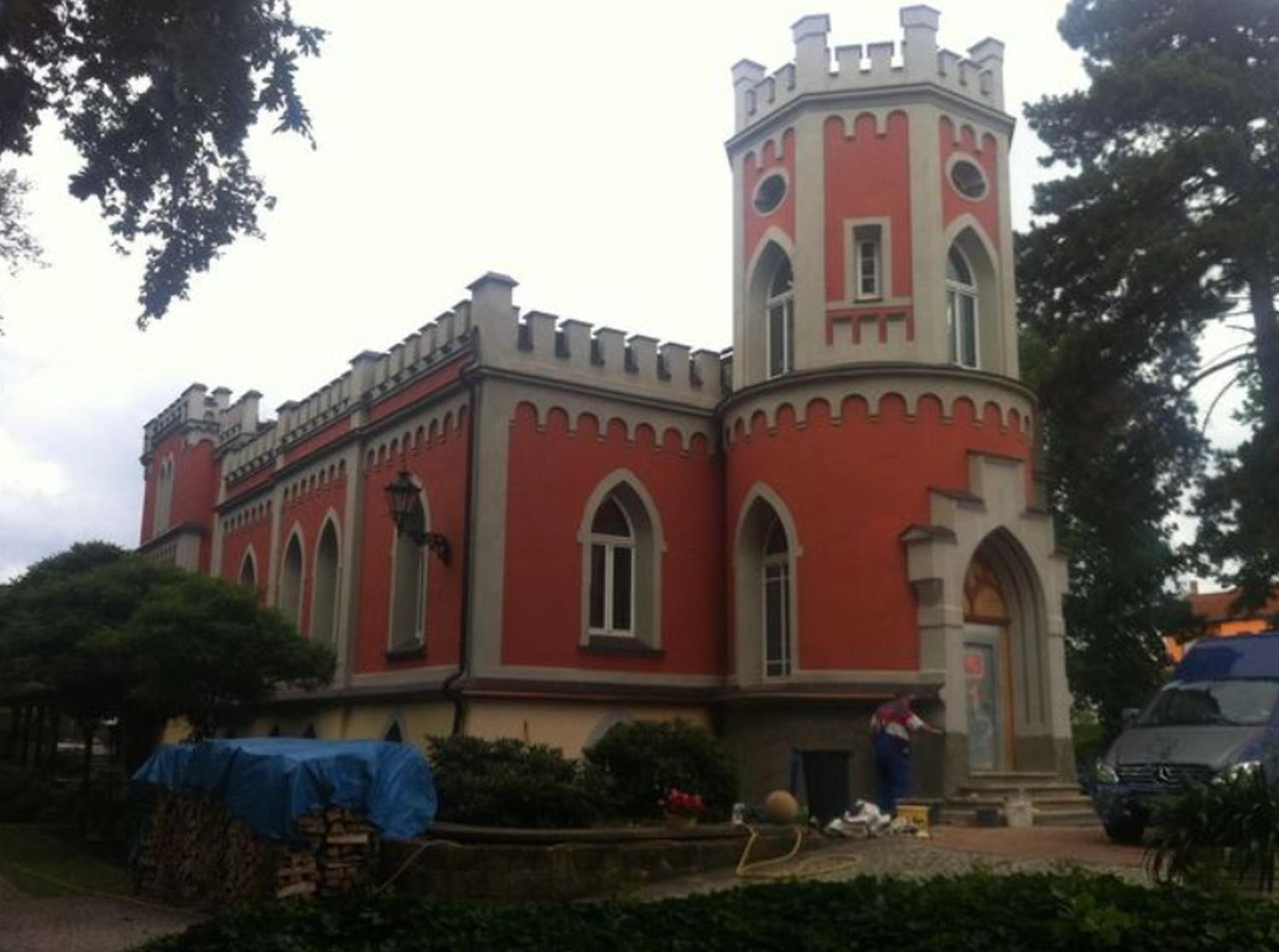 Beispiel Villa Eichburg von Genial Baustoffe und Zubehör