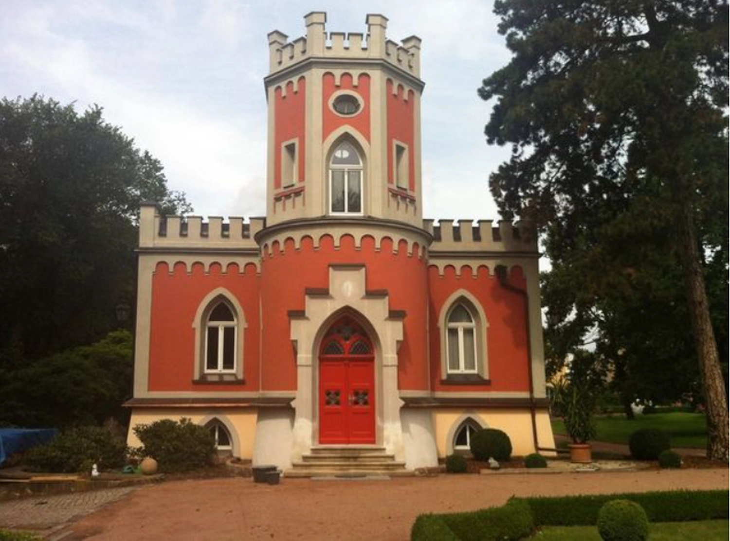 Beispiel Villa Eichburg von Genial Baustoffe und Zubehör